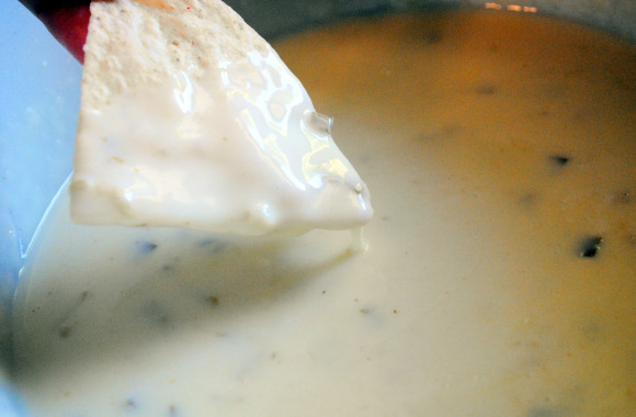 Restaurant Style Queso Dip Recipe